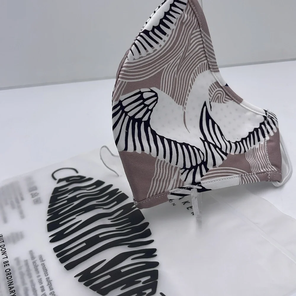 TED BAKER LONDON Reversible Reusable FACE MASK NWT OS